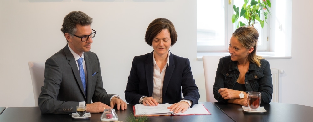 Immobilienrecht Bauträgerrecht Rechtsanwalt Dr. Nina Ollinger Kaufvertrag Bauträgervertrag Wohnungseigentum